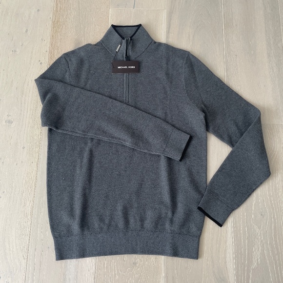 Sweater - Picture 1 of 6